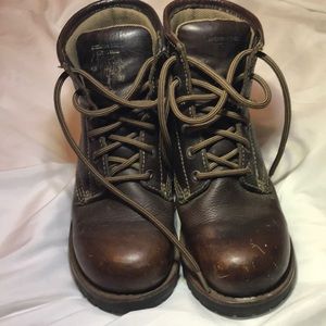 American Eagle brown boots